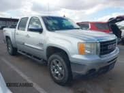 ✅ 2011 GMC Sierra 1500 SLE • VIN: 3GTP1VE01BG177608 • Lot: 43384343. Wystawiony na IAAI z przebiegiem 306 861 mil. Bezpłatny archiwum sprzedaży aukcyjnych z USA i szczegółowy raport historii pojazdu na DreamBid. Zdjęcie 13.