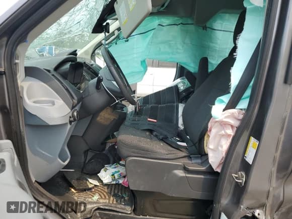 ✅ 2015 Ford Transit XL • VIN: 1FBZX2CM5FKA91135 • Lot: 57082105. Listed on Copart with 61,108 mi. Free auction sales archive from the USA and detailed vehicle history report at DreamBid. Image 7.