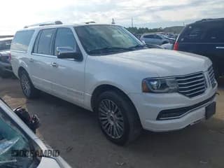 ✅ 2017 Lincoln Navigator Select • VIN: 5LMJJ3HT6HEL04684 • Lot: 43307475. Wystawiony na IAAI z przebiegiem 160 217 mil. Bezpłatny archiwum sprzedaży aukcyjnych z USA i szczegółowy raport historii pojazdu na DreamBid. Zdjęcie 1.
