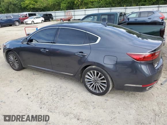 ✅ 2018 Kia Cadenza Premium • VIN: KNALB4J1XJ5127541 • Лот: 70212834. Опубликован ранее на Copart с пробегом 75 475 миль. Бесплатный доступ к архиву аукционных продаж из США и подробный отчёт об истории автомобиля на DreamBid. Изображение 2.