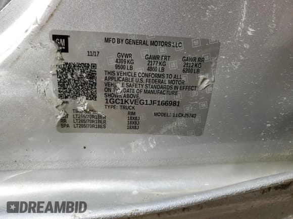 ✅ 2018 Chevrolet Silverado 2500HD LT • VIN: 1GC1KVEG1JF166981 • Lot: 61758485. Wystawiony na Copart z przebiegiem Nie podano. Bezpłatny archiwum sprzedaży aukcyjnych z USA i szczegółowy raport historii pojazdu na DreamBid. Zdjęcie 12.