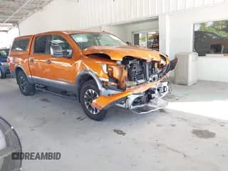 ✅ 2019 Nissan Titan SV • VIN: 1N6AA1E58KN503287 • Lot: 43537332. Wystawiony na IAAI z przebiegiem 79 291 mil. Bezpłatny archiwum sprzedaży aukcyjnych z USA i szczegółowy raport historii pojazdu na DreamBid. Zdjęcie 1.