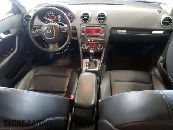 ✅ 2012 Audi A3 Premium Plus • VIN: WAUMFAFM9CA008481 • Lot: 70327554. Wystawiony na Copart z przebiegiem 198 347 mil. Bezpłatny archiwum sprzedaży aukcyjnych z USA i szczegółowy raport historii pojazdu na DreamBid. Zdjęcie 8.