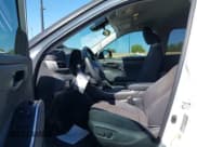 ✅ 2023 Toyota Highlander Hybrid LE • VIN: 5TDZARAHXPS521120 • Лот: 43486764. Опубликован ранее на IAAI с пробегом 86 264 миль. Бесплатный доступ к архиву аукционных продаж из США и подробный отчёт об истории автомобиля на DreamBid. Изображение 5.