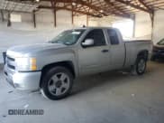 ✅ 2010 Chevrolet Silverado 1500 LT • VIN: 1GCSKSE34AZ180842 • Lot: 82648595. Wystawiony na Copart z przebiegiem 226 496 mil. Bezpłatny archiwum sprzedaży aukcyjnych z USA i szczegółowy raport historii pojazdu na DreamBid. Zdjęcie 1.