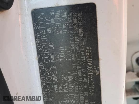 ✅ 2009 Kia Borrego EX • VIN: KNDJJ741695010898 • Lot: 73637904. Listed on Copart with Not provided. Free auction sales archive from the USA and detailed vehicle history report at DreamBid. Image 14.