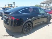 ✅ 2019 Tesla Model X 75D • VIN: 5YJXCBE25KF151349 • Lot: 42397611. Wystawiony na IAAI z przebiegiem 65 125 mil. Bezpłatny archiwum sprzedaży aukcyjnych z USA i szczegółowy raport historii pojazdu na DreamBid. Zdjęcie 4.