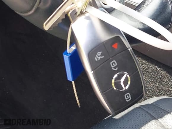 ✅ 2021 Mercedes-Benz GLE 450 • VIN: 4JGFB5KBXMA416374 • Лот: 42550321. Опубликован ранее на IAAI с пробегом 99 183 миль. Бесплатный доступ к архиву аукционных продаж из США и подробный отчёт об истории автомобиля на DreamBid. Изображение 11.