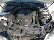 ✅ 2015 Mercedes-Benz C 250 • VIN: WDDGJ4HB0FG379273 • Lot: 80125605. Wystawiony na Copart z przebiegiem 110 482 mil. Bezpłatny archiwum sprzedaży aukcyjnych z USA i szczegółowy raport historii pojazdu na DreamBid. Zdjęcie 11.