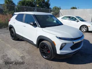 ✅ 2025 Chevrolet TrailBlazer LS • VIN: KL79MMSL3SB068730 • Лот: 43824090. Опубликован ранее на IAAI с пробегом 8 449 миль. Бесплатный доступ к архиву аукционных продаж из США и подробный отчёт об истории автомобиля на DreamBid. Изображение 1.