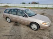 ✅ 1997 Ford Escort LX • VIN: 3FALP15P1VR154749 • Лот: 76805764. Опубликован ранее на Copart с пробегом 259 405 миль. Бесплатный доступ к архиву аукционных продаж из США и подробный отчёт об истории автомобиля на DreamBid. Изображение 4.