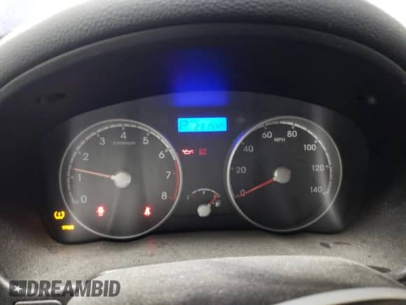 ✅ 2010 Hyundai Accent GS • VIN: KMHCM3ACXAU163255 • Lot: 79340324. Wystawiony na Copart z przebiegiem 23 154 mil mil. Skorzystaj z bezpłatnego archiwum sprzedaży aukcyjnych z USA i zobacz szczegółowy raport historii pojazdu na DreamBid. Zdjęcie 9.