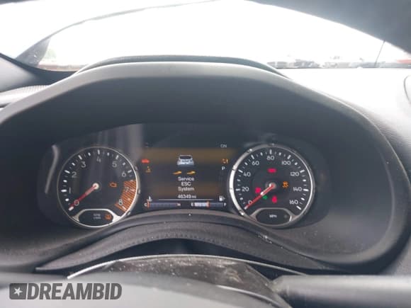 ✅ 2021 Jeep Renegade Limited • VIN: ZACNJDD15MPM09850 • Lot: 42538839. Wystawiony na IAAI z przebiegiem 46 349 mil. Bezpłatny archiwum sprzedaży aukcyjnych z USA i szczegółowy raport historii pojazdu na DreamBid. Zdjęcie 7.