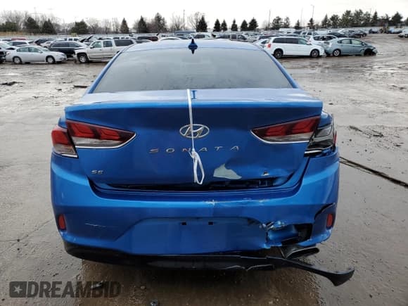 ✅ 2019 Hyundai Sonata SE • VIN: 5NPE24AF0KH777164 • Lot: 72230442. Listed on Copart with 55,675 mi. Free auction sales archive from the USA and detailed vehicle history report at DreamBid. Image 6.
