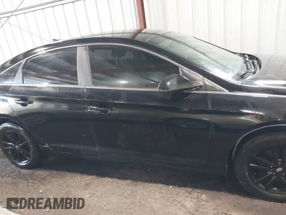 ✅ 2015 Hyundai Sonata SE • VIN: 5NPE24AF6FH017245 • Лот: 43510100. Опубликован ранее на IAAI с пробегом 144 234 миль. Бесплатный доступ к архиву аукционных продаж из США и подробный отчёт об истории автомобиля на DreamBid. Изображение 14.