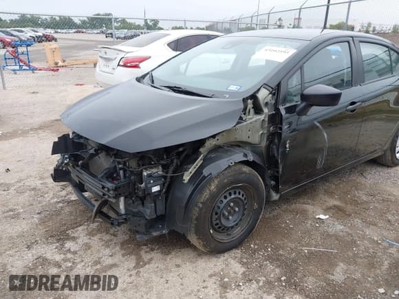 ✅ 2024 Nissan Versa S • VIN: 3N1CN8DV5RL899217 • Лот: 43102593. Опубликован ранее на IAAI с пробегом 15 738 миль. Бесплатный доступ к архиву аукционных продаж из США и подробный отчёт об истории автомобиля на DreamBid. Изображение 17.