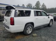 ✅ 2018 Chevrolet Suburban LT • VIN: 1GNSCHKC8JR216396 • Lot: 66121034. Wystawiony na Copart z przebiegiem 123 672 mil. Bezpłatny archiwum sprzedaży aukcyjnych z USA i szczegółowy raport historii pojazdu na DreamBid. Zdjęcie 3.