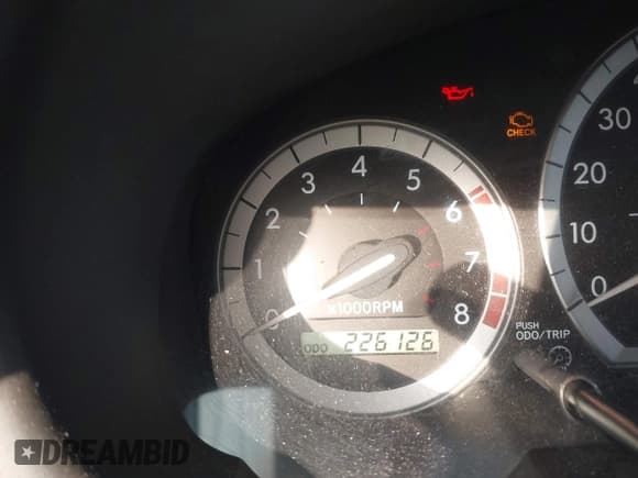 ✅ 2005 Toyota Sienna CE • VIN: 5TDZA23C35S362642 • Lot: 43497553. Listed on IAAI with 226,126 mi. Free auction sales archive from the USA and detailed vehicle history report at DreamBid. Image 7.