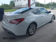✅ 2013 Hyundai Genesis Coupe 2.0T • VIN: KMHHT6KD8DU094586 • Lot: 43052445. Wystawiony na IAAI z przebiegiem 91 125 mil. Bezpłatny archiwum sprzedaży aukcyjnych z USA i szczegółowy raport historii pojazdu na DreamBid. Zdjęcie 4.