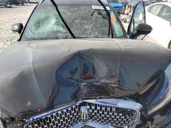 ✅ 2020 Lincoln Corsair Reserve • VIN: 5LMCJ2C9XLUL04832 • Lot: 67728205. Wystawiony na Copart z przebiegiem 23 848 mil. Bezpłatny archiwum sprzedaży aukcyjnych z USA i szczegółowy raport historii pojazdu na DreamBid. Zdjęcie 12.