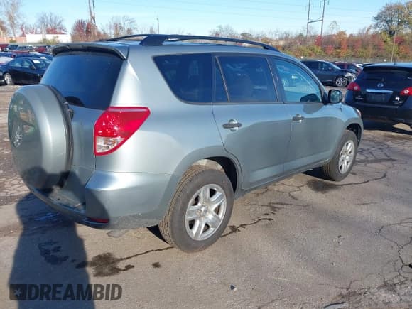 ✅ 2008 Toyota RAV4 • VIN: JTMZD33V486076415 • Лот: 43785345. Опубликован ранее на IAAI с пробегом 181 277 миль. Бесплатный доступ к архиву аукционных продаж из США и подробный отчёт об истории автомобиля на DreamBid. Изображение 4.