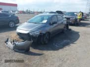 ✅ 2023 Nissan Versa SR • VIN: 3N1CN8FV9PL860303 • Lot: 42016898. Wystawiony na IAAI z przebiegiem 39 496 mil. Bezpłatny archiwum sprzedaży aukcyjnych z USA i szczegółowy raport historii pojazdu na DreamBid. Zdjęcie 2.