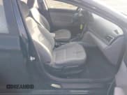 ✅ 2017 Hyundai Elantra SE • VIN: 5NPD74LF0HH088163 • Лот: 43509234. Опубликован ранее на IAAI с пробегом 108 797 миль. Бесплатный доступ к архиву аукционных продаж из США и подробный отчёт об истории автомобиля на DreamBid. Изображение 5.