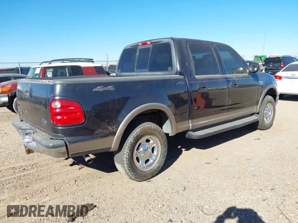 ✅ 2001 Ford F-150 XLT • VIN: 1FTRW08L21KB56339 • Lot: 43653913. Listed on IAAI with Not provided. Free auction sales archive from the USA and detailed vehicle history report at DreamBid. Image 4.