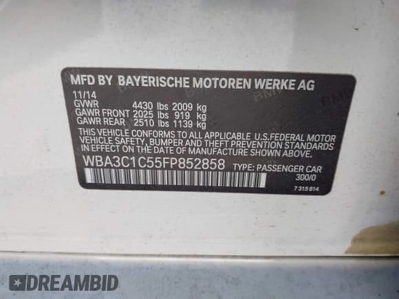 ✅ 2015 BMW 3 Series 328i • VIN: WBA3C1C55FP852858 • Lot: 42215899. Listed on IAAI with 201,451 mi. Free auction sales archive from the USA and detailed vehicle history report at DreamBid. Image 9.