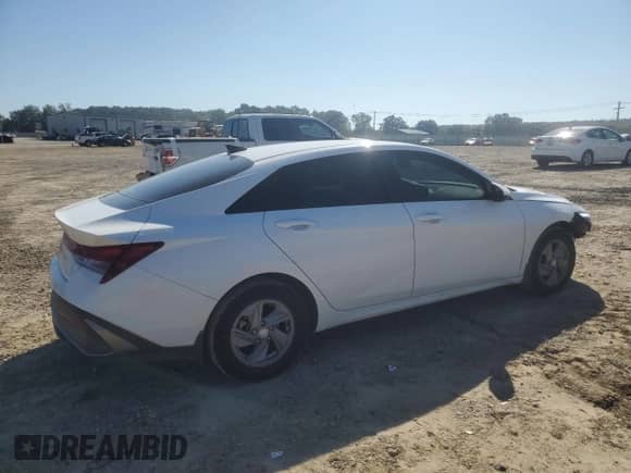 2025 Hyundai Elantra SE с VIN KMHLL4DG7SU876140, выставлен на аукционе Copart как лот 81909855 с пробегом 25 103 миль миль и Списание • Salvage title. История ставок и продаж доступна на DreamBid. Изображение 3.