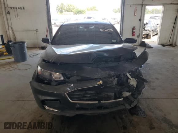 ✅ 2018 Chevrolet Malibu LT • VIN: 1G1ZD5ST8JF213592 • Lot: 70211315. Listed on Copart with 78,994 mi. Free auction sales archive from the USA and detailed vehicle history report at DreamBid. Image 5.