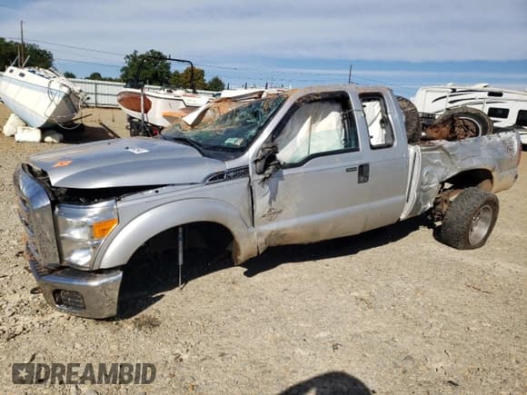 ✅ 2016 Ford F-350 Lariat • VIN: 1FT8X3BT0GEA90965 • Lot: 75409294. Wystawiony na Copart z przebiegiem 98 085 mil. Bezpłatny archiwum sprzedaży aukcyjnych z USA i szczegółowy raport historii pojazdu na DreamBid. Zdjęcie 1.