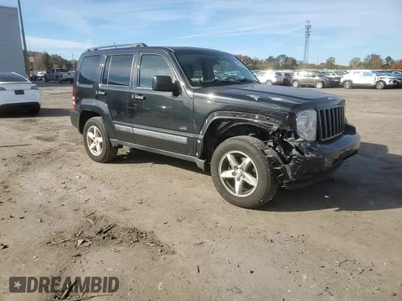 ✅ 2009 Jeep Liberty Rocky Mountain • VIN: 1J8GN28K19W546228 • Lot: 91273825. Wystawiony na Copart z przebiegiem 140 331 mil. Bezpłatny archiwum sprzedaży aukcyjnych z USA i szczegółowy raport historii pojazdu na DreamBid. Zdjęcie 13.
