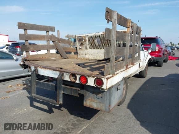 ✅ 2001 Nissan Frontier XE • VIN: 1N6DD26S51C389192 • Lot: 43633106. Wystawiony na IAAI z przebiegiem 245 128 mil. Bezpłatny archiwum sprzedaży aukcyjnych z USA i szczegółowy raport historii pojazdu na DreamBid. Zdjęcie 4.