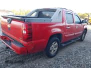 ✅ 2008 Chevrolet Avalanche 1LT • VIN: 3GNEC12038G163949 • Лот: 43600339. Опубликован ранее на IAAI с пробегом 288 893 миль. Бесплатный доступ к архиву аукционных продаж из США и подробный отчёт об истории автомобиля на DreamBid. Изображение 4.