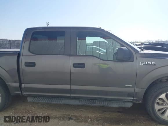 ✅ 2017 Ford F-150 XL • VIN: 1FTEW1CP6HKD52874 • Lot: 41999515. Listed on IAAI with 139,655 mi. Free auction sales archive from the USA and detailed vehicle history report at DreamBid. Image 13.