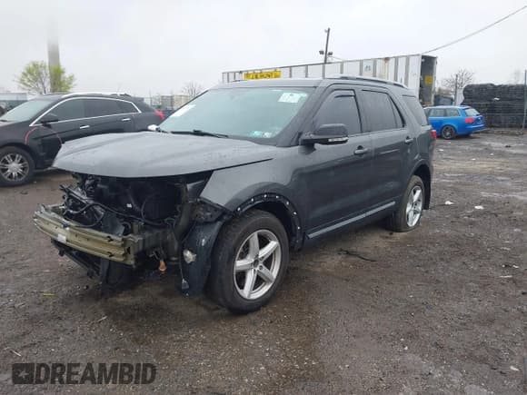 ✅ 2017 Ford Explorer XLT • VIN: 1FM5K8D81HGC44477 • Lot: 42017272. Wystawiony na IAAI z przebiegiem Nie podano. Bezpłatny archiwum sprzedaży aukcyjnych z USA i szczegółowy raport historii pojazdu na DreamBid. Zdjęcie 2.