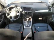 ✅ 2017 Audi Q5 • VIN: WA1V2AFP5HA086044 • Lot: 65444335. Wystawiony na Copart z przebiegiem 88 161 mil. Bezpłatny archiwum sprzedaży aukcyjnych z USA i szczegółowy raport historii pojazdu na DreamBid. Zdjęcie 8.