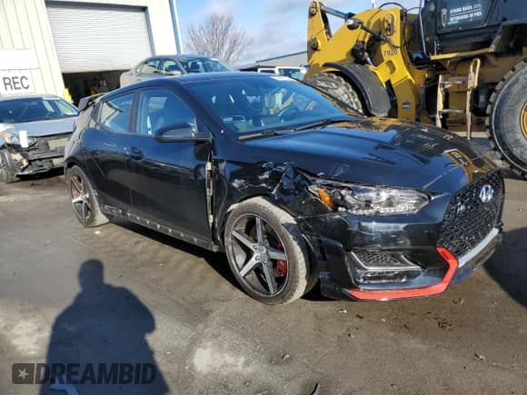 2022 Hyundai Veloster with VIN KMHT36AH3NU013767, listed as a Copart auction lot 79637354 with 15,021 mi miles and Salvage title. Bid and sale history available at DreamBid. Image 4.