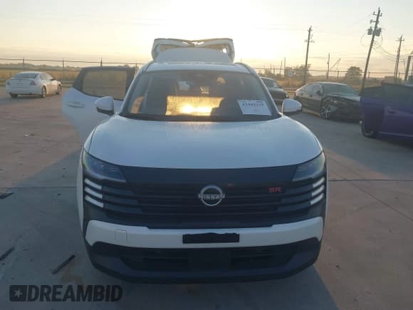 ✅ 2025 Nissan Kicks SR • VIN: 3N8AP6DC6SL392516 • Лот: 43469335. Опубликован ранее на IAAI с пробегом 10 251 миль. Бесплатный доступ к архиву аукционных продаж из США и подробный отчёт об истории автомобиля на DreamBid. Изображение 13.