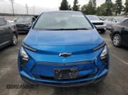 ✅ 2023 Chevrolet Bolt EV 1LT • VIN: 1G1FW6S07P4110824 • Lot: 44857634. Wystawiony na Copart z przebiegiem 23 921 mil. Bezpłatny archiwum sprzedaży aukcyjnych z USA i szczegółowy raport historii pojazdu na DreamBid. Zdjęcie 5.