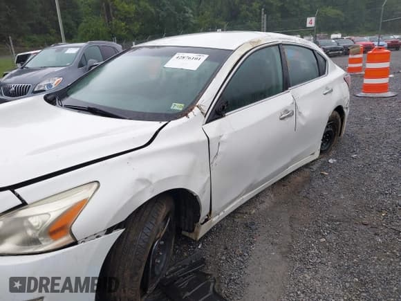 ✅ 2014 Nissan Altima SL • VIN: 1N4AL3AP7EN353795 • Лот: 42876101. Опубликован ранее на IAAI с пробегом 288 502 миль. Бесплатный доступ к архиву аукционных продаж из США и подробный отчёт об истории автомобиля на DreamBid. Изображение 6.