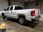 ✅ 2018 Chevrolet Silverado 1500 LS • VIN: 1GCRCNEH1JZ295343 • Лот: 45388165. Опубликован ранее на Copart с пробегом 142 339 миль. Бесплатный доступ к архиву аукционных продаж из США и подробный отчёт об истории автомобиля на DreamBid. Изображение 2.