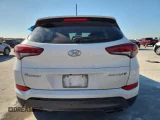 2016 Hyundai Tucson Sport z VIN KM8J33A2XGU047984, wystawiony jako Copart lot #86465135 z przebiegiem 153 835 mil mil oraz Szkoda całkowita • Salvage title. Historia ofert i sprzedaży dostępna na DreamBid. Obrazek 6.