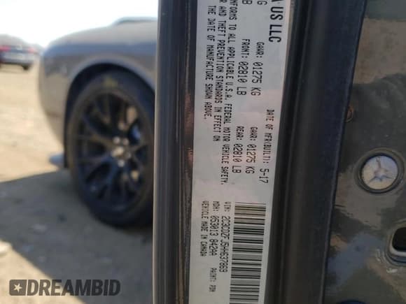 ✅ 2017 Dodge Challenger T/A 392 • VIN: 2C3CDZFJ5HH637869 • Lot: 52244344. Wystawiony na Copart z przebiegiem 62 951 mil. Bezpłatny archiwum sprzedaży aukcyjnych z USA i szczegółowy raport historii pojazdu na DreamBid. Zdjęcie 14.