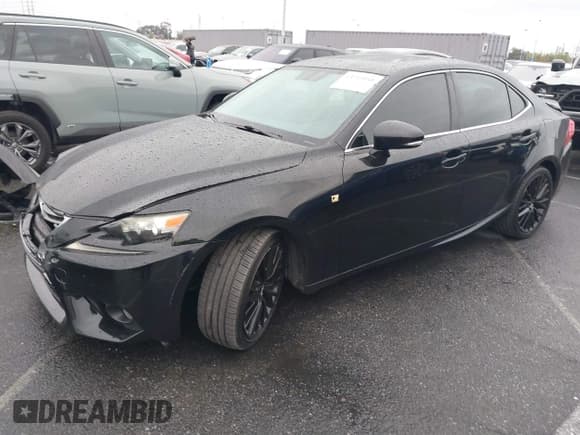 ✅ 2014 Lexus IS 250 • VIN: JTHBF1D20E5021335 • Lot: 43710945. Wystawiony na IAAI z przebiegiem 124 991 mil. Bezpłatny archiwum sprzedaży aukcyjnych z USA i szczegółowy raport historii pojazdu na DreamBid. Zdjęcie 2.