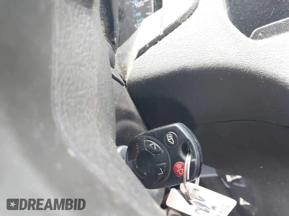 ✅ 2015 Ford Transit Cargo • VIN: 1FTNR2XG6FKA51879 • Lot: 42207467. Wystawiony na IAAI z przebiegiem 204 563 mil. Bezpłatny archiwum sprzedaży aukcyjnych z USA i szczegółowy raport historii pojazdu na DreamBid. Zdjęcie 11.