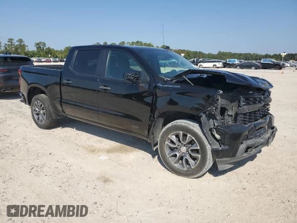✅ 2021 Chevrolet Silverado 1500 Custom • VIN: 3GCPWBEK4MG310558 • Lot: 76050984. Wystawiony na Copart z przebiegiem 54 277 mil. Bezpłatny archiwum sprzedaży aukcyjnych z USA i szczegółowy raport historii pojazdu na DreamBid. Zdjęcie 4.