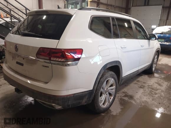 ✅ 2023 Volkswagen Atlas SE • VIN: 1V2HR2CA6PC510823 • Lot: 41576865. Wystawiony na IAAI z przebiegiem 22 991 mil. Bezpłatny archiwum sprzedaży aukcyjnych z USA i szczegółowy raport historii pojazdu na DreamBid. Zdjęcie 4.