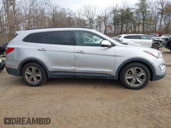 ✅ 2015 Hyundai Santa Fe GLS • VIN: KM8SMDHF9FU126402 • Лот: 43683418. Опубликован ранее на IAAI с пробегом 163 782 миль. Бесплатный доступ к архиву аукционных продаж из США и подробный отчёт об истории автомобиля на DreamBid. Изображение 13.